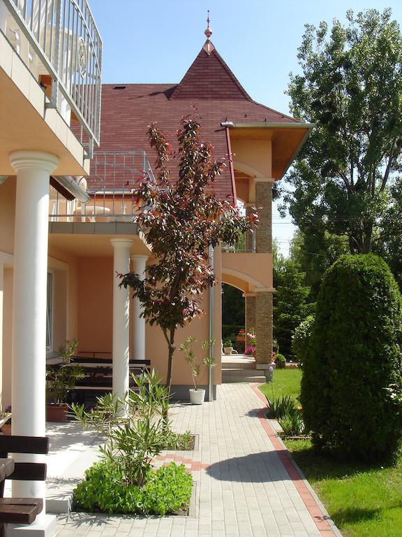Villa Monika Keszthely Buitenkant foto
