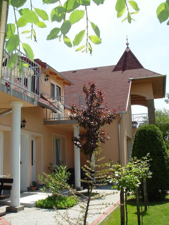 Villa Monika Keszthely Buitenkant foto